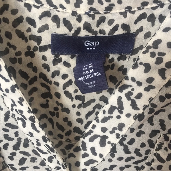 Sheer Patterned Blouse - Picture 2 of 4